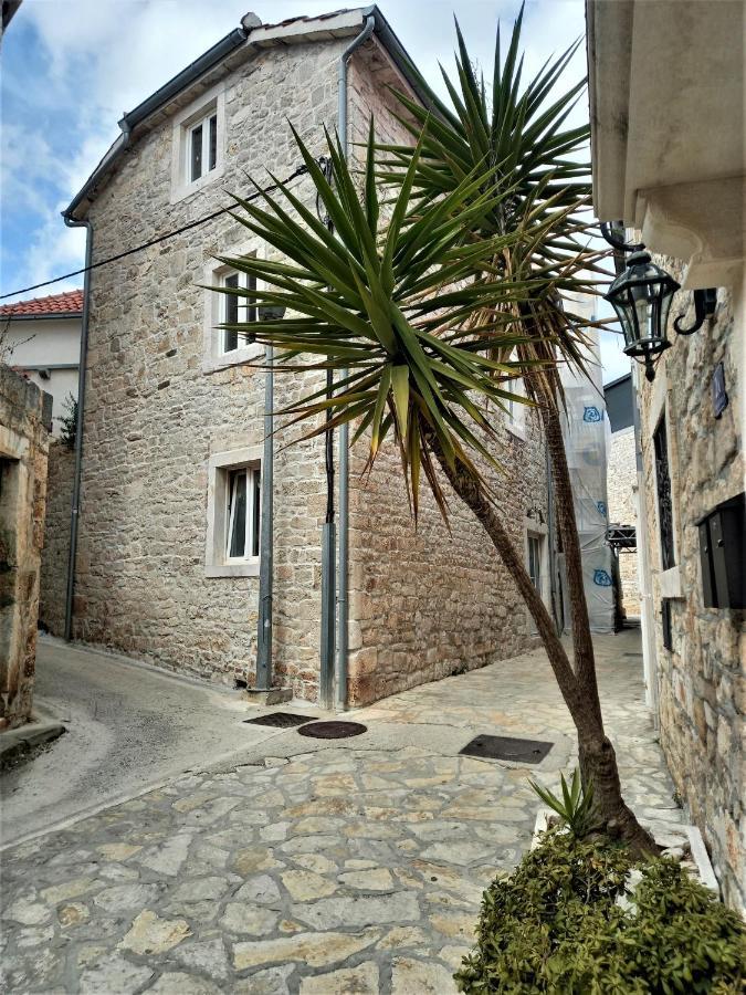 Apartment Megi In Supetar Historical Core Екстер'єр фото